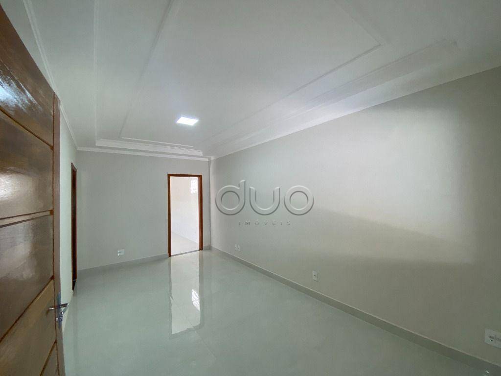 Casa à venda com 3 quartos, 150m² - Foto 3