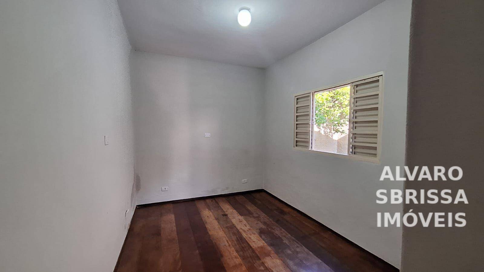 Casa para alugar com 3 quartos, 100m² - Foto 14