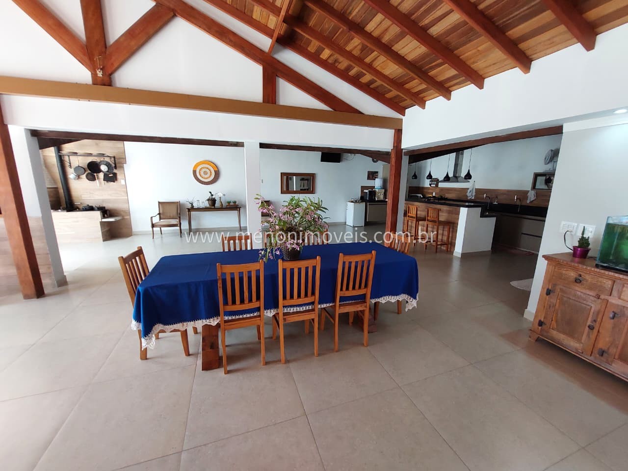 Chácara à venda com 2 quartos, 1290m² - Foto 2