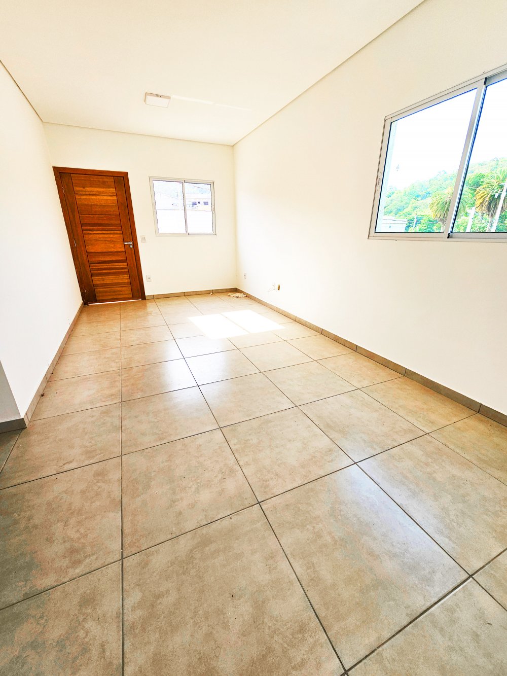 Casa à venda com 3 quartos, 200m² - Foto 9