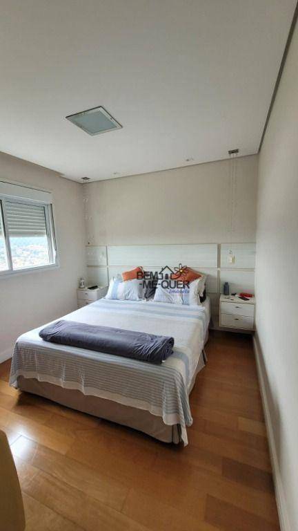 Apartamento à venda com 3 quartos, 131m² - Foto 9