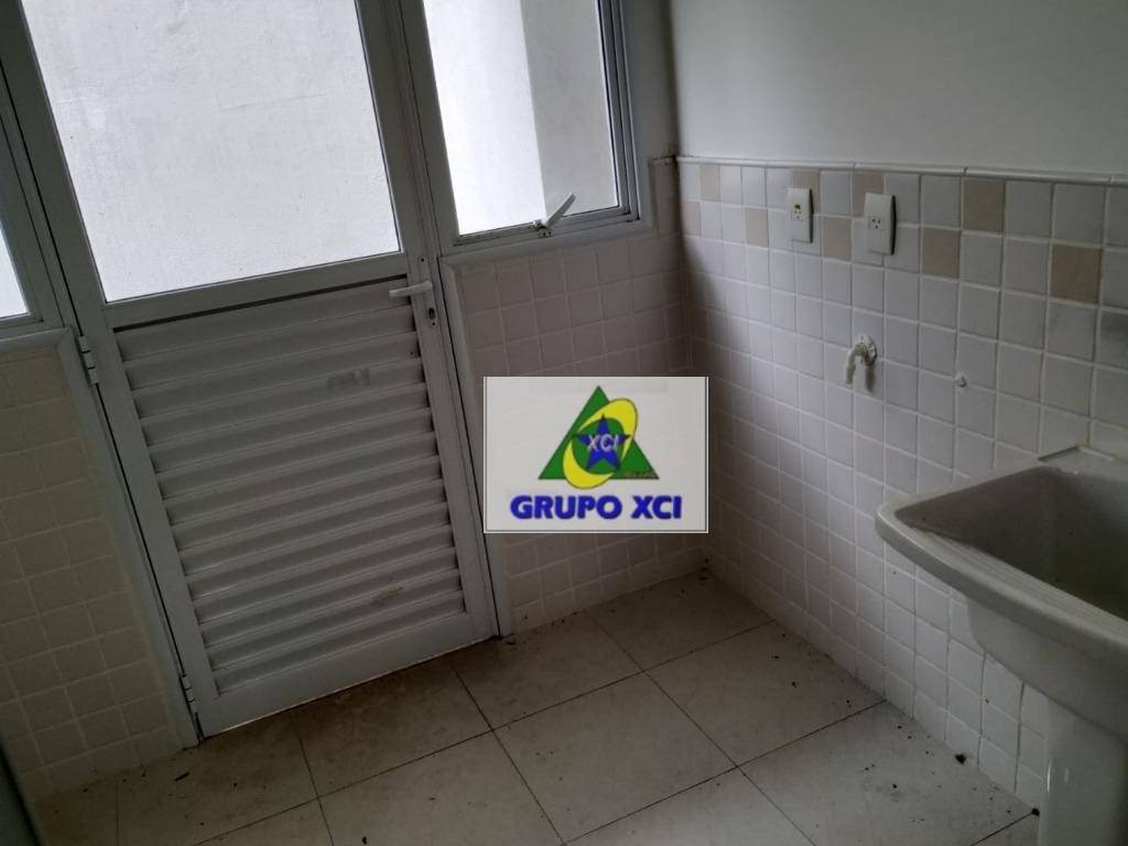 Casa de Condomínio à venda com 5 quartos, 380m² - Foto 38