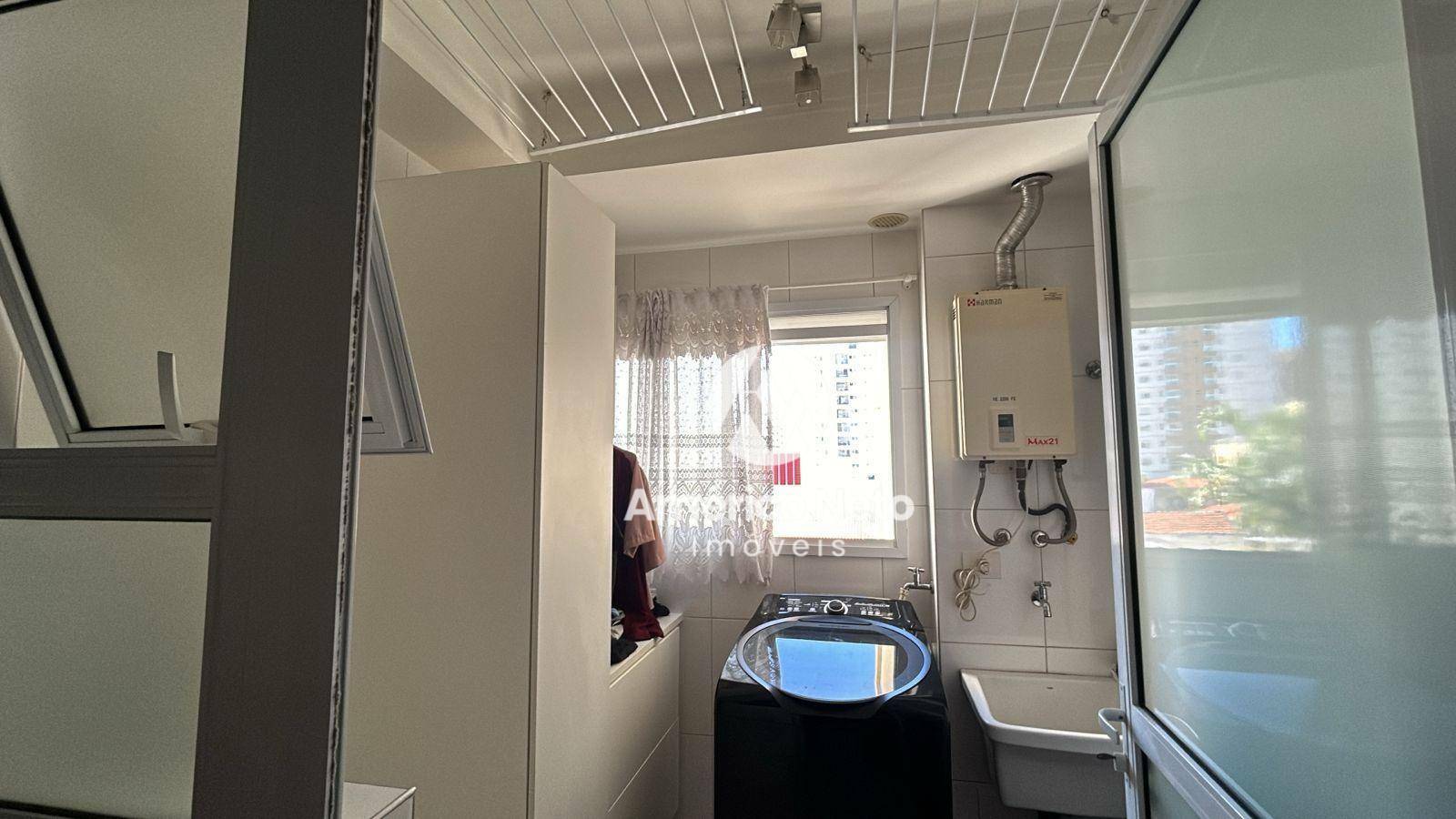 Apartamento à venda com 3 quartos, 127m² - Foto 17