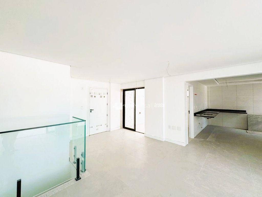 Cobertura à venda com 4 quartos, 230m² - Foto 14