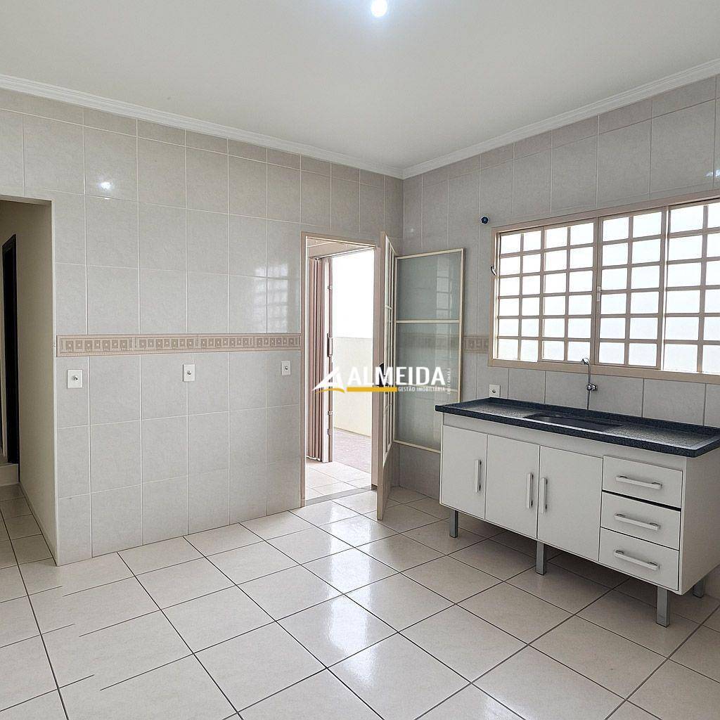 Casa, 2 quartos, 70 m² - Foto 3