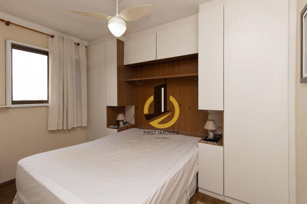 Apartamento à venda com 2 quartos, 58m² - Foto 11