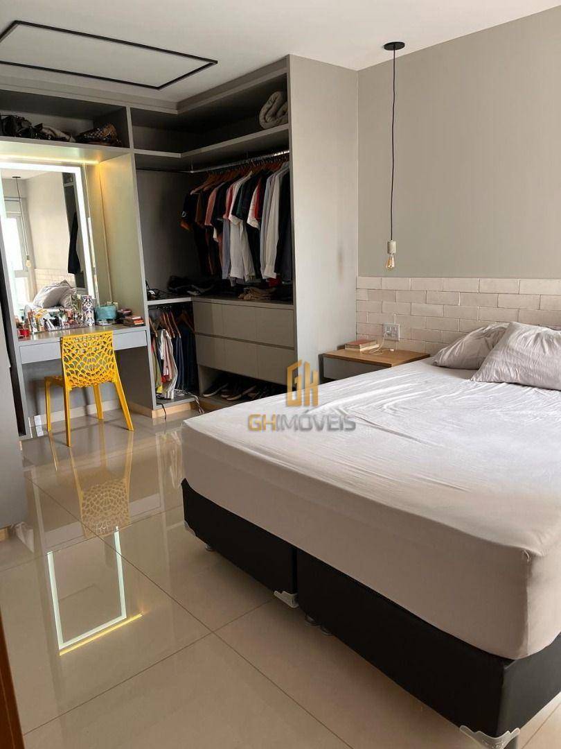 Apartamento à venda com 3 quartos, 125m² - Foto 10