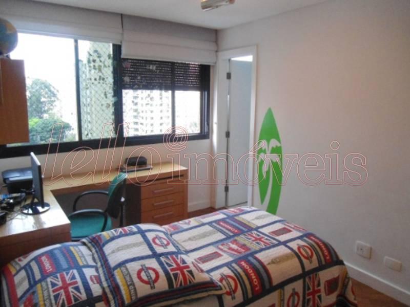 Apartamento à venda com 4 quartos, 210m² - Foto 11