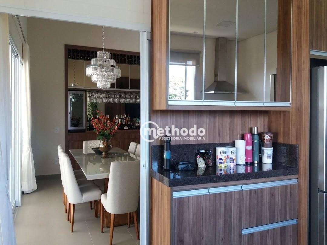 Casa à venda com 3 quartos, 233m² - Foto 13