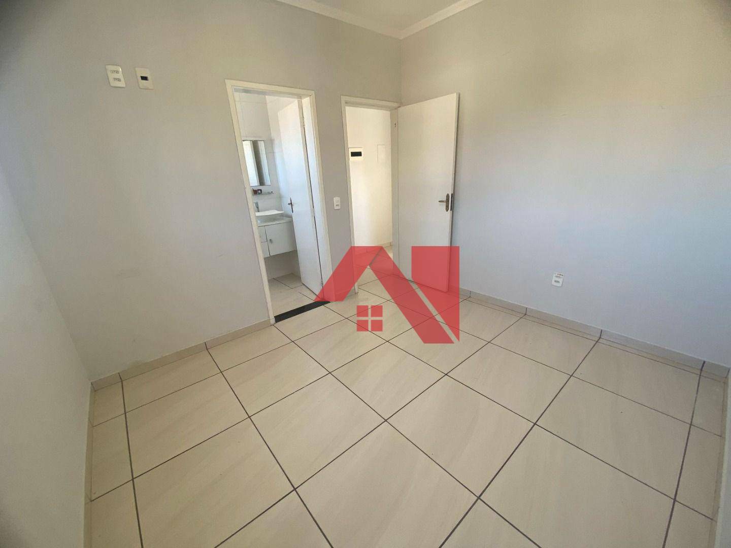 Apartamento à venda com 2 quartos, 80m² - Foto 12