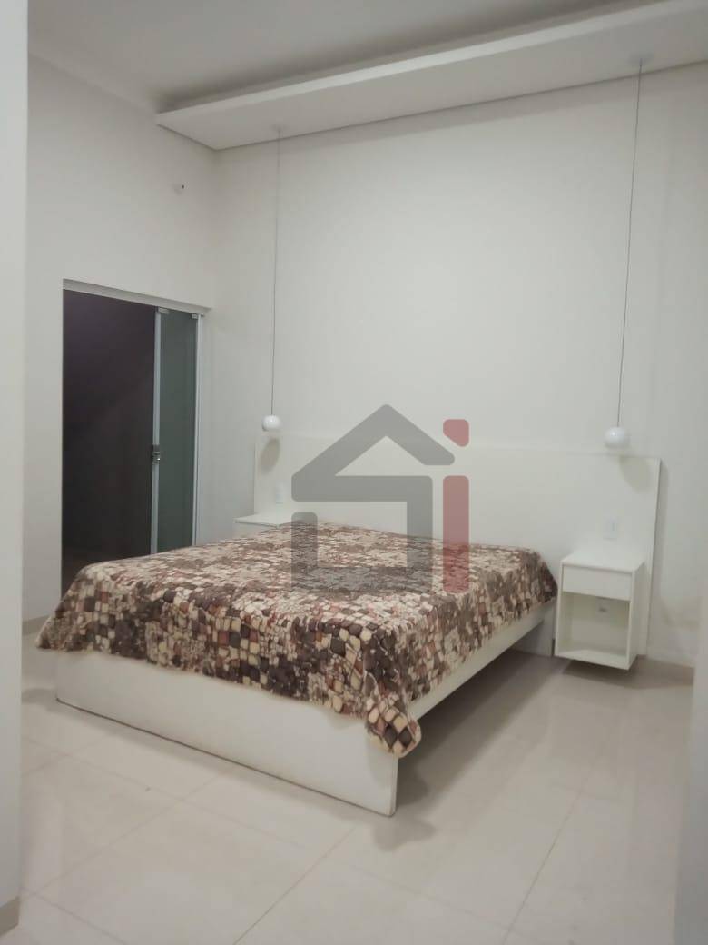 Casa à venda com 3 quartos, 300M2 - Foto 4