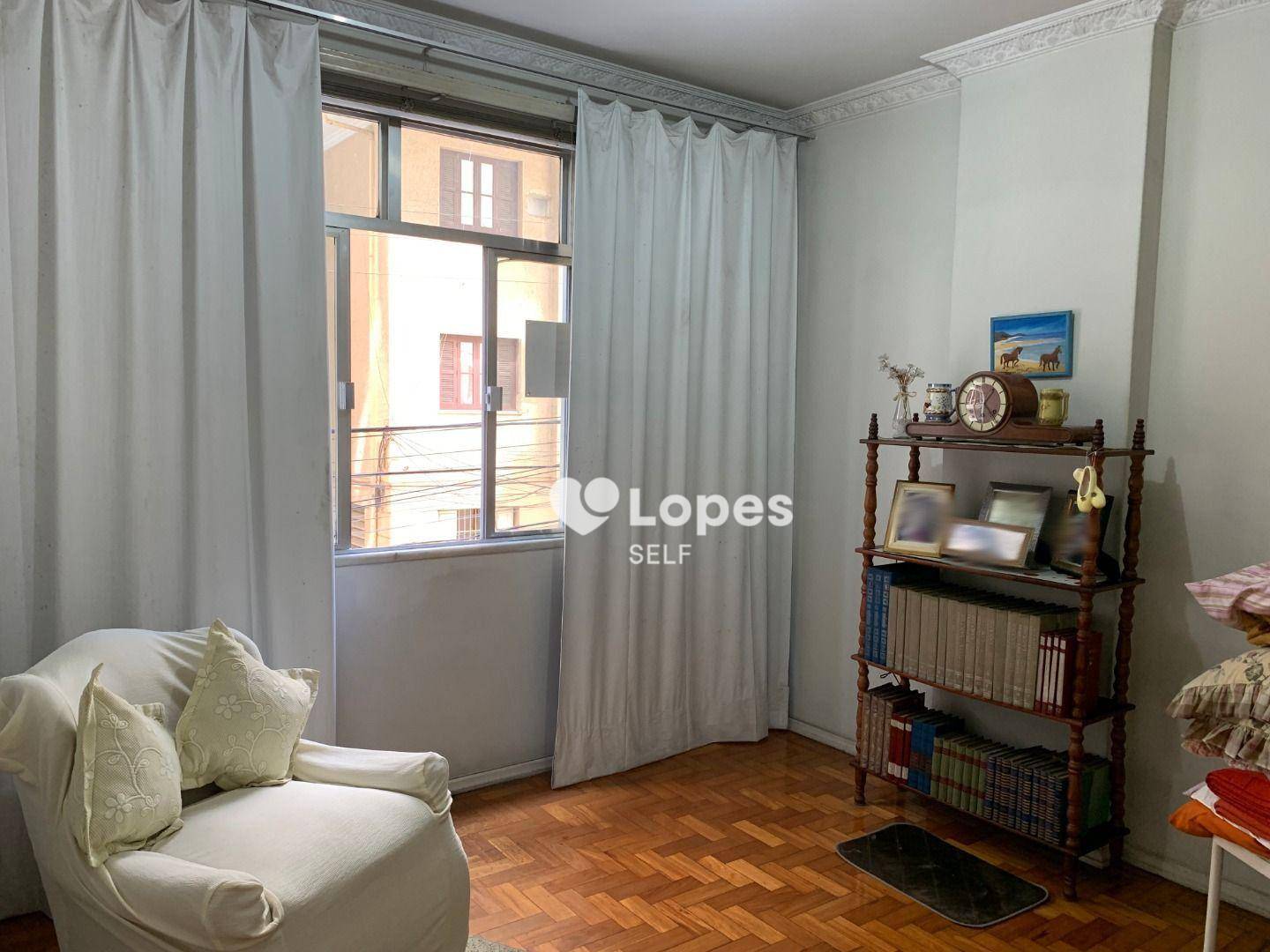 Apartamento à venda com 3 quartos, 145m² - Foto 5