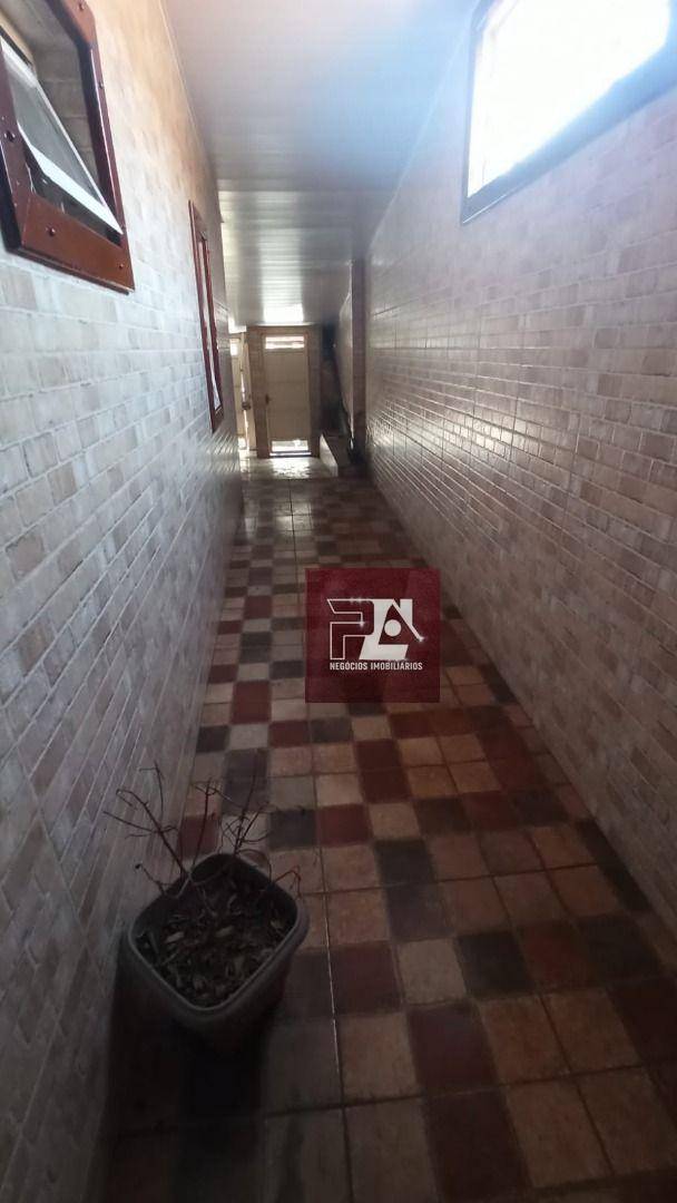 Casa à venda e aluguel com 2 quartos, 170m² - Foto 20