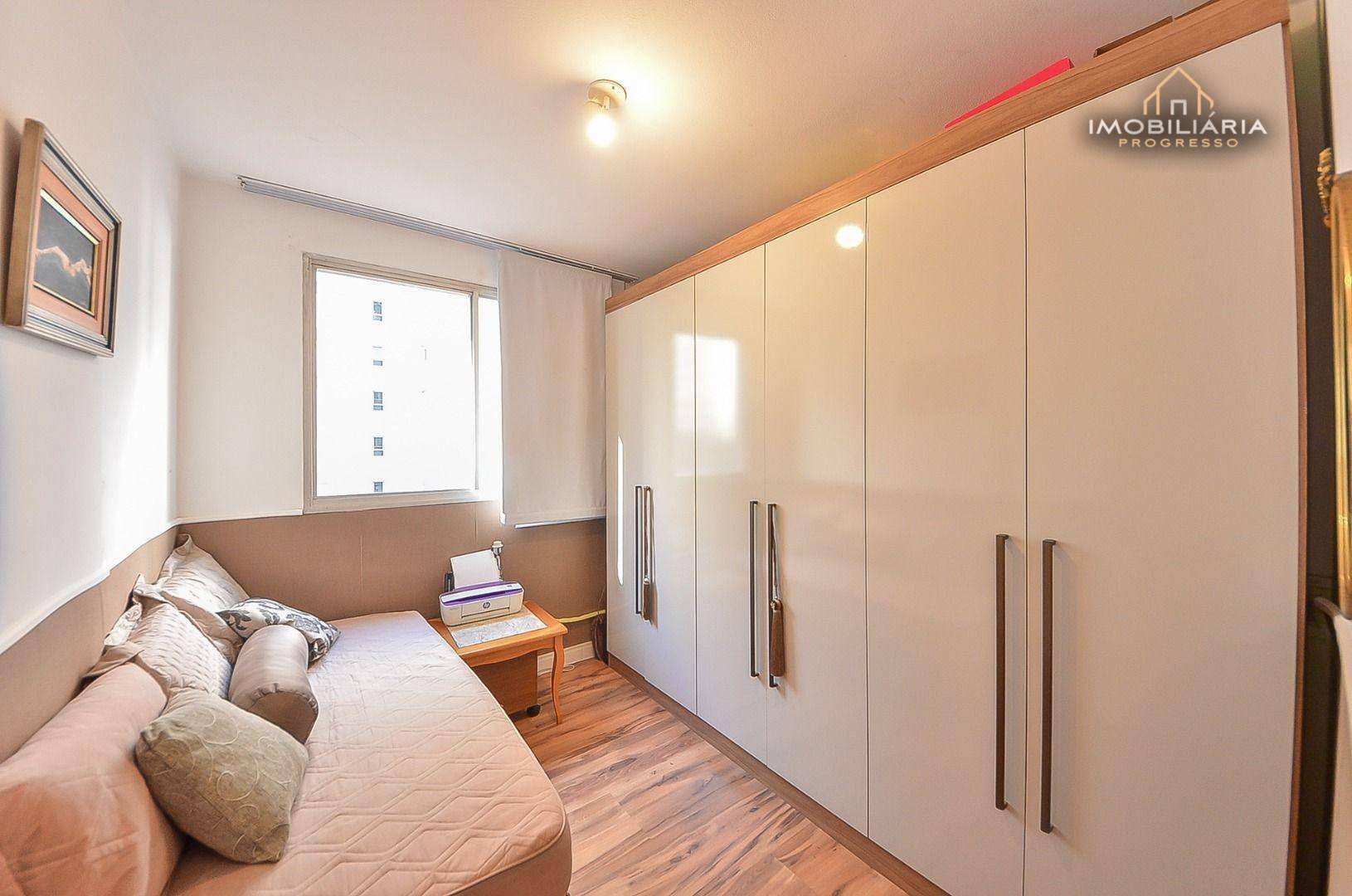 Apartamento à venda com 2 quartos, 56m² - Foto 15