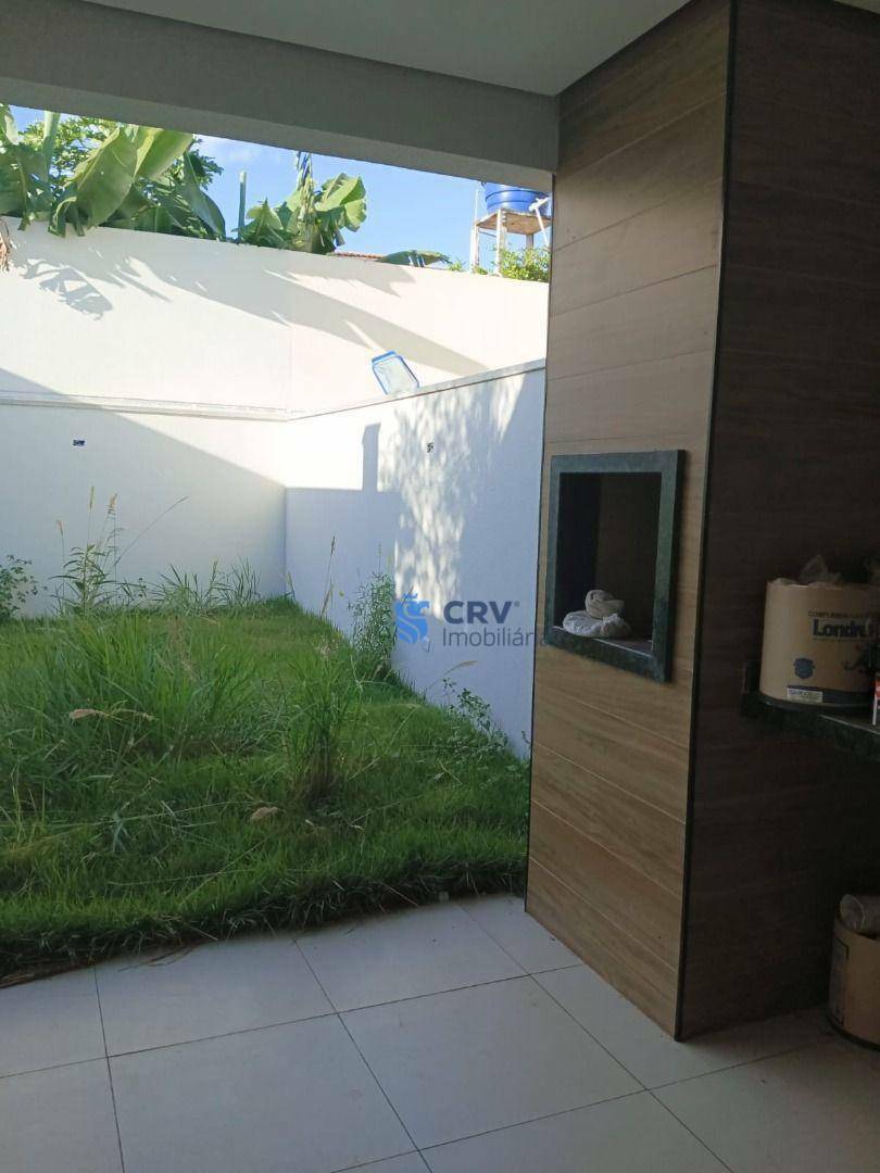 Sobrado à venda com 3 quartos, 122m² - Foto 1