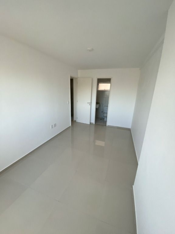 Apartamento à venda com 2 quartos, 122m² - Foto 4