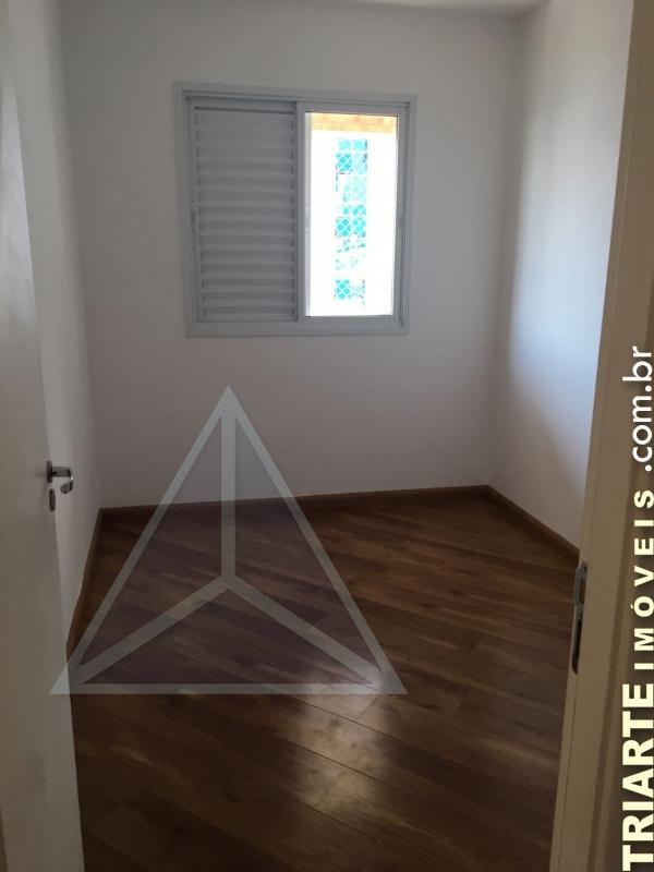 Apartamento à venda com 3 quartos, 75m² - Foto 11