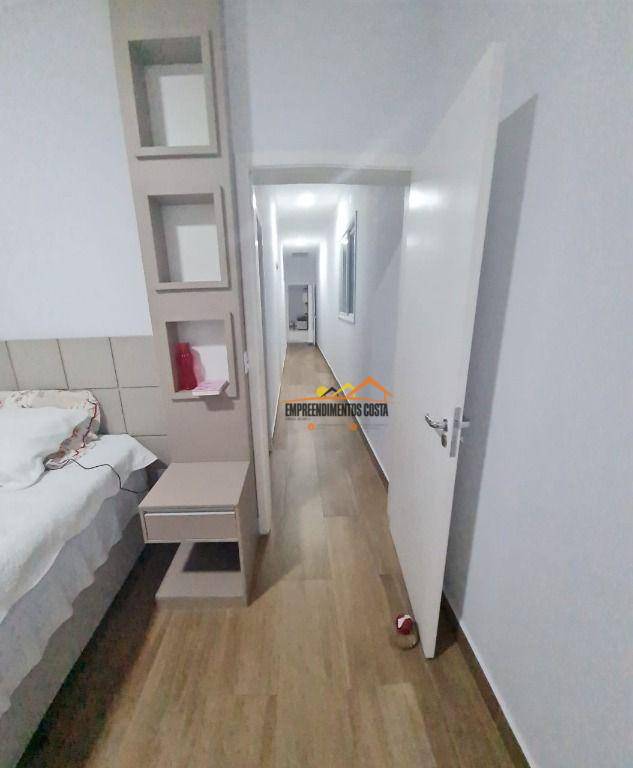 Casa de Condomínio à venda com 4 quartos, 182m² - Foto 16