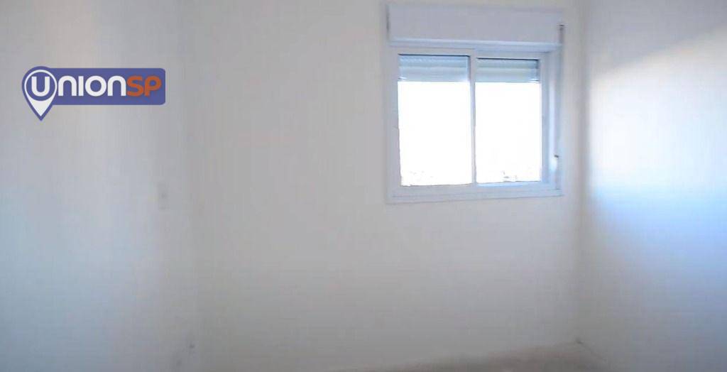 Apartamento à venda com 2 quartos, 32m² - Foto 3