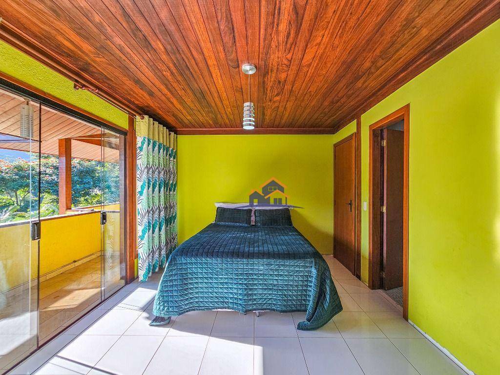 Casa de Condomínio à venda com 8 quartos, 600m² - Foto 44