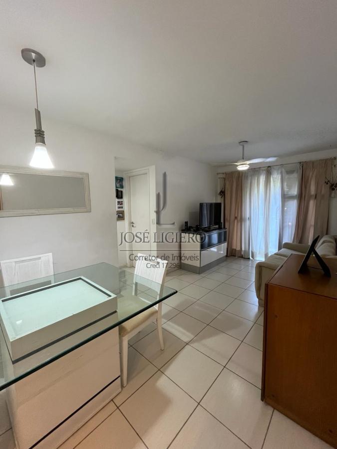 Apartamento à venda com 3 quartos, 77m² - Foto 11