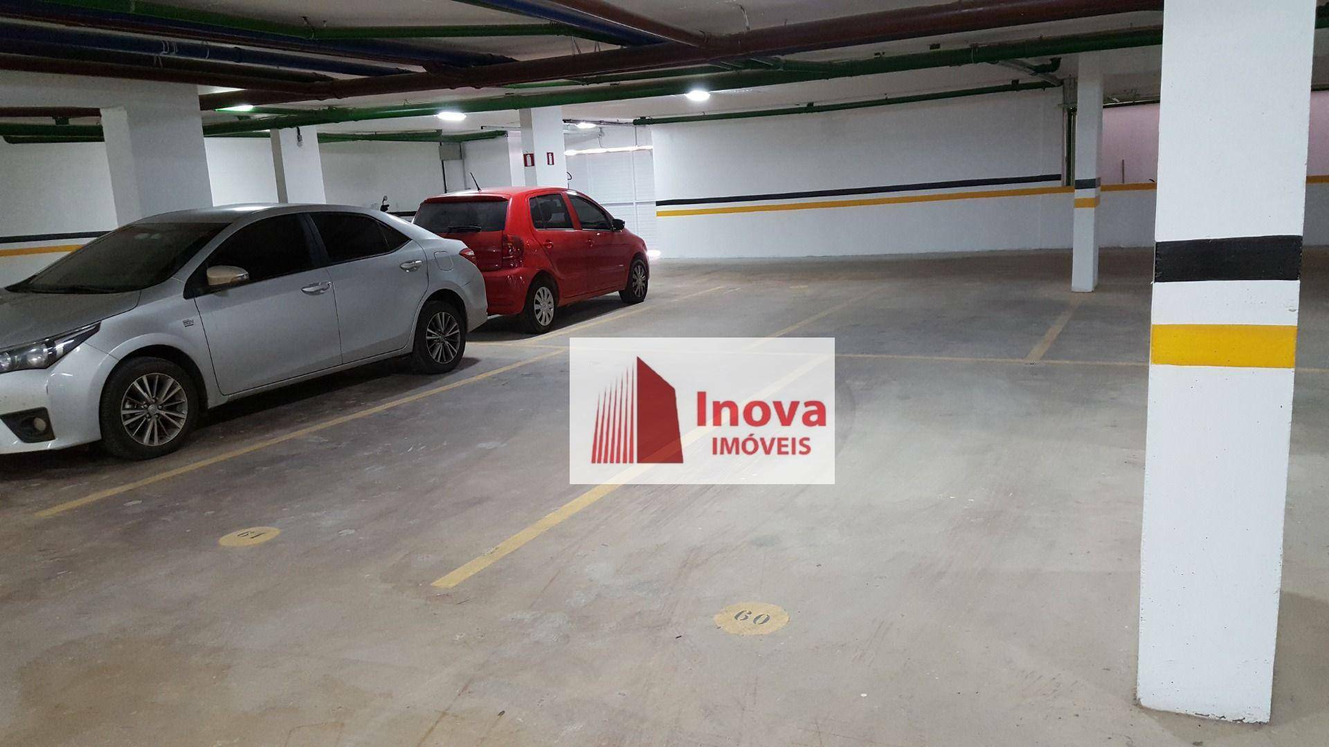 Apartamento para alugar com 3 quartos, 145m² - Foto 30