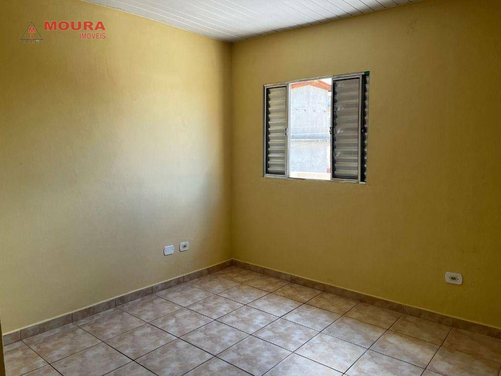 Casa para alugar com 2 quartos, 60m² - Foto 12