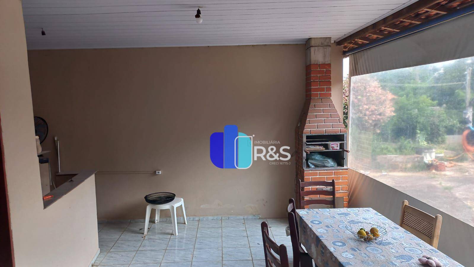 Casa à venda com 2 quartos, 62m² - Foto 13