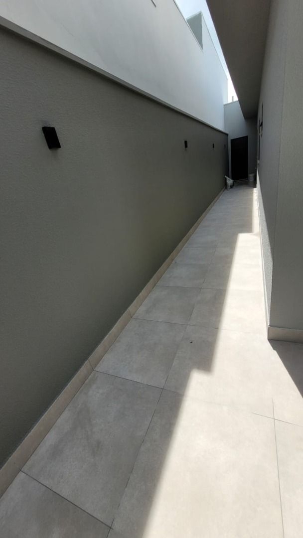 Casa à venda com 3 quartos, 156m² - Foto 3