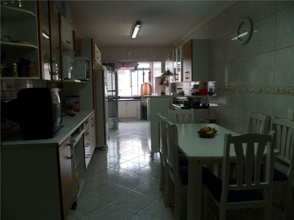 Apartamento à venda com 3 quartos, 154m² - Foto 15