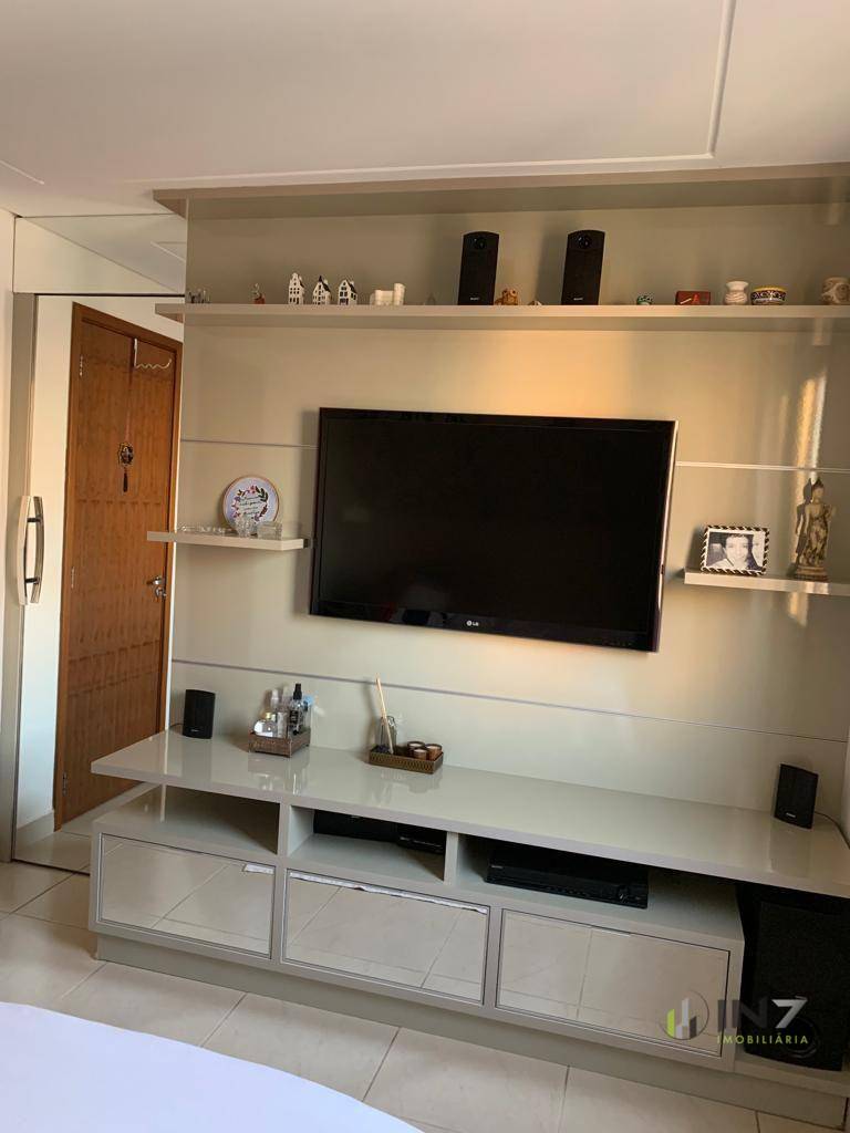 Apartamento à venda com 2 quartos, 79m² - Foto 5