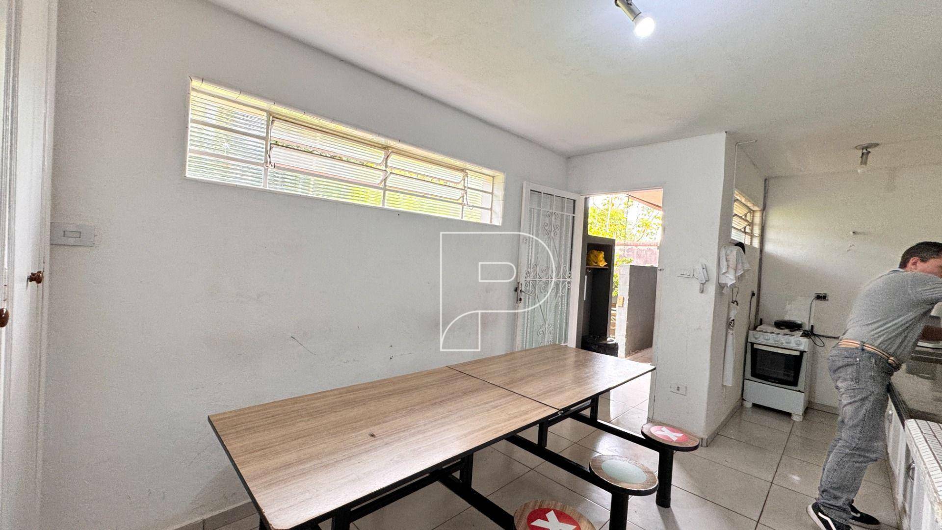 Casa à venda com 3 quartos, 300m² - Foto 42