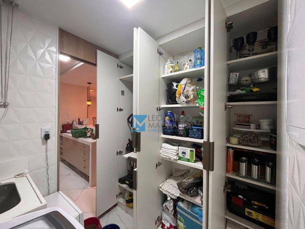 Apartamento à venda com 3 quartos, 136m² - Foto 19