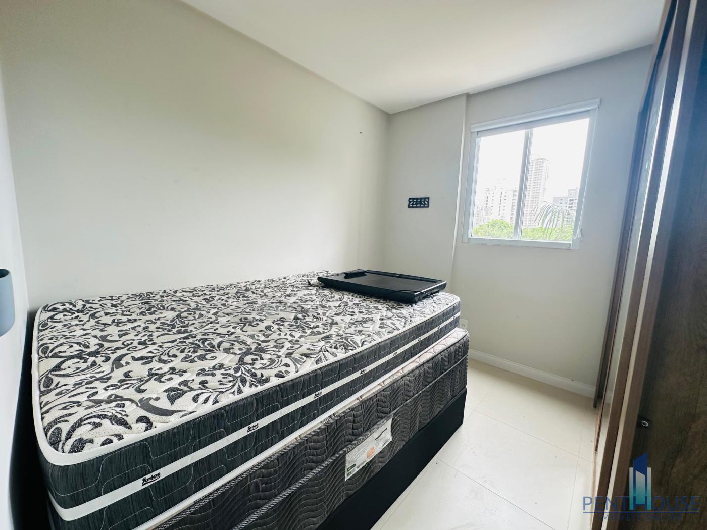 Apartamento à venda com 2 quartos, 64m² - Foto 36