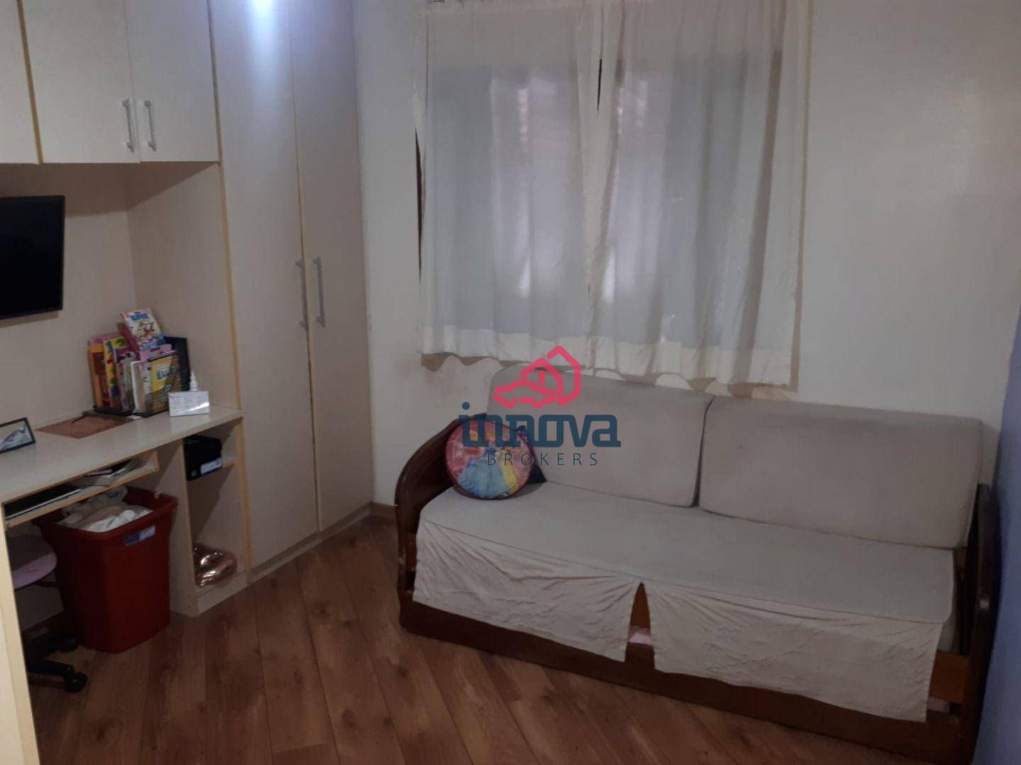 Casa à venda com 3 quartos, 240m² - Foto 6