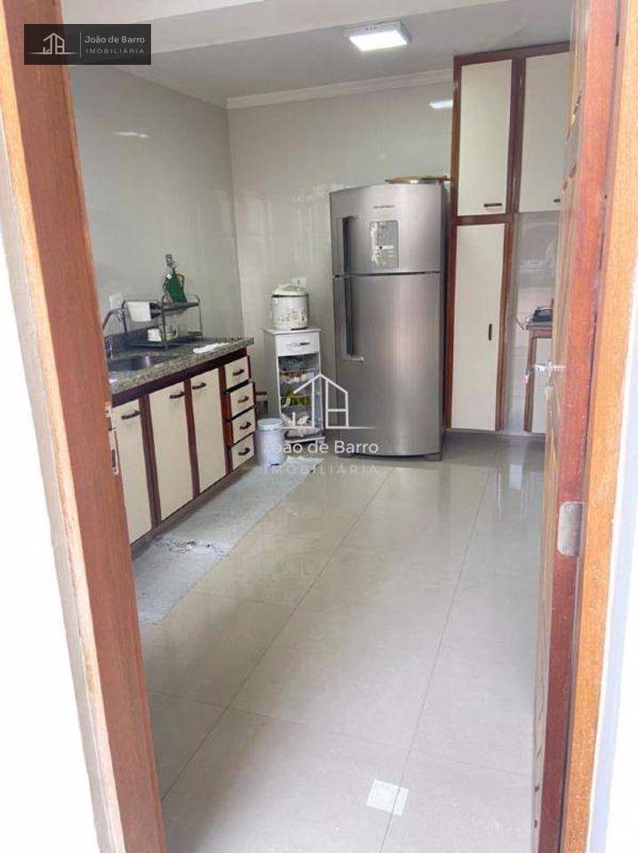 Casa à venda com 3 quartos, 161m² - Foto 5