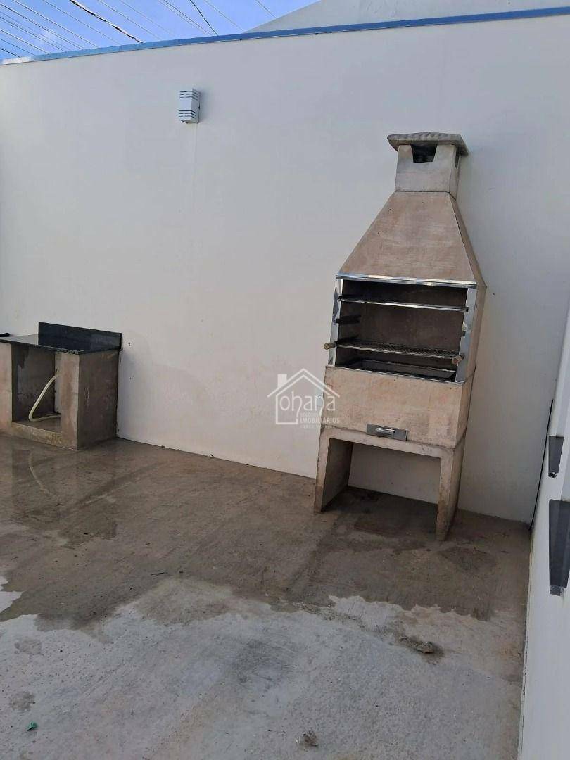 Casa à venda com 2 quartos, 75m² - Foto 3