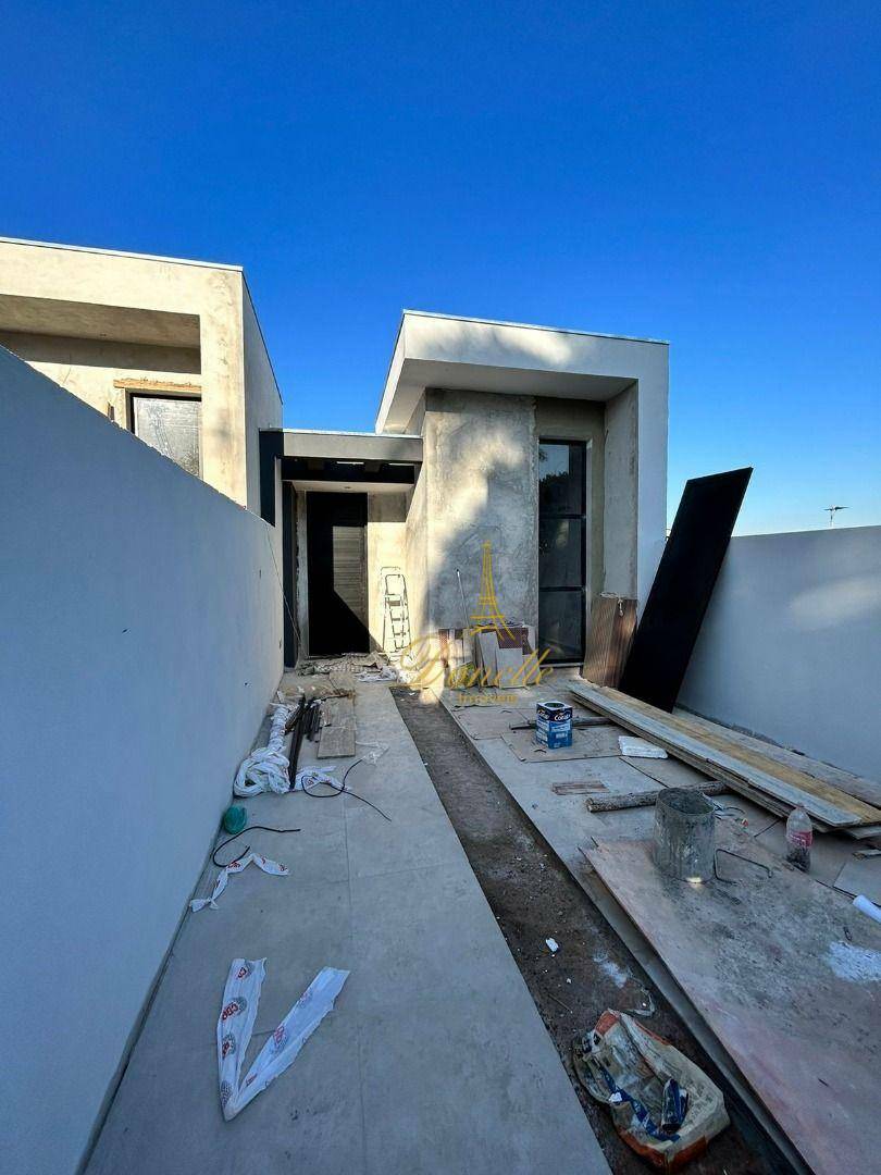 Casa à venda com 2 quartos, 73m² - Foto 2