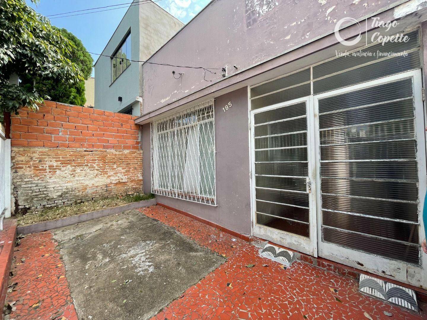 Casa à venda com 3 quartos, 150m² - Foto 1