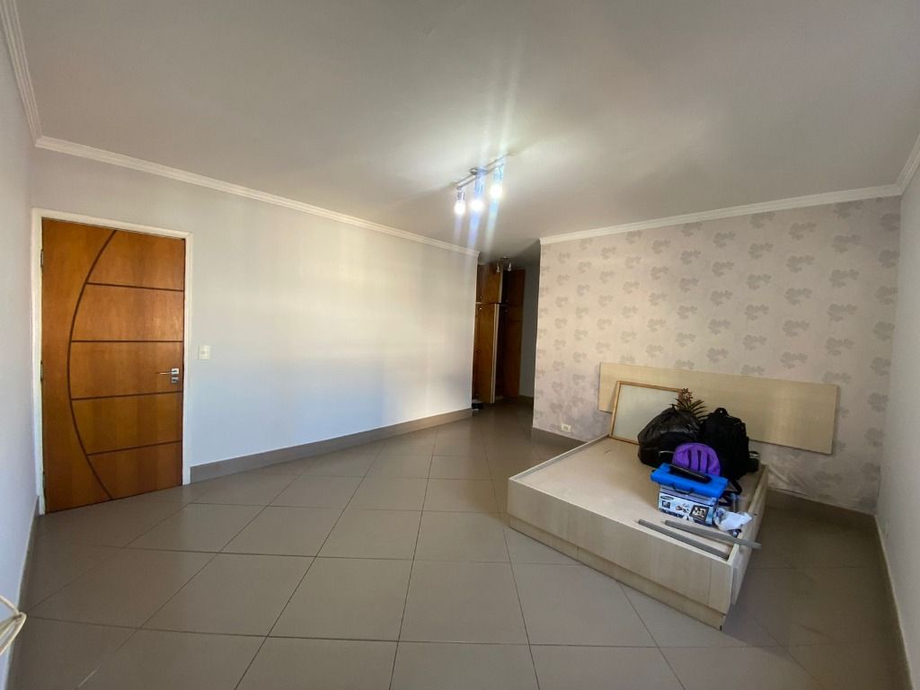 Sobrado, 3 quartos, 244 m² - Foto 3