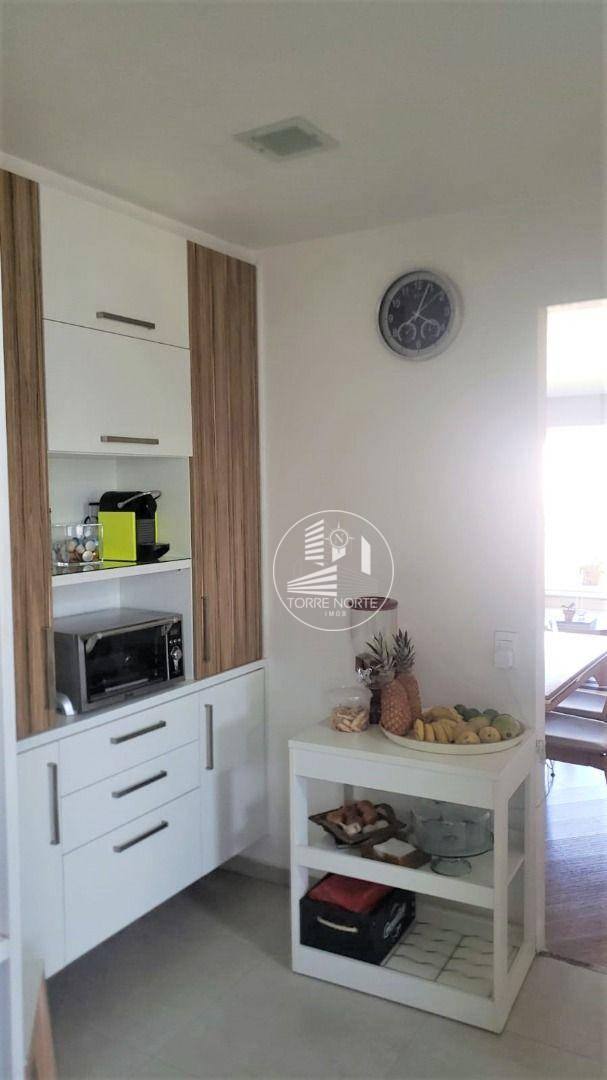 Apartamento à venda com 3 quartos, 118m² - Foto 9