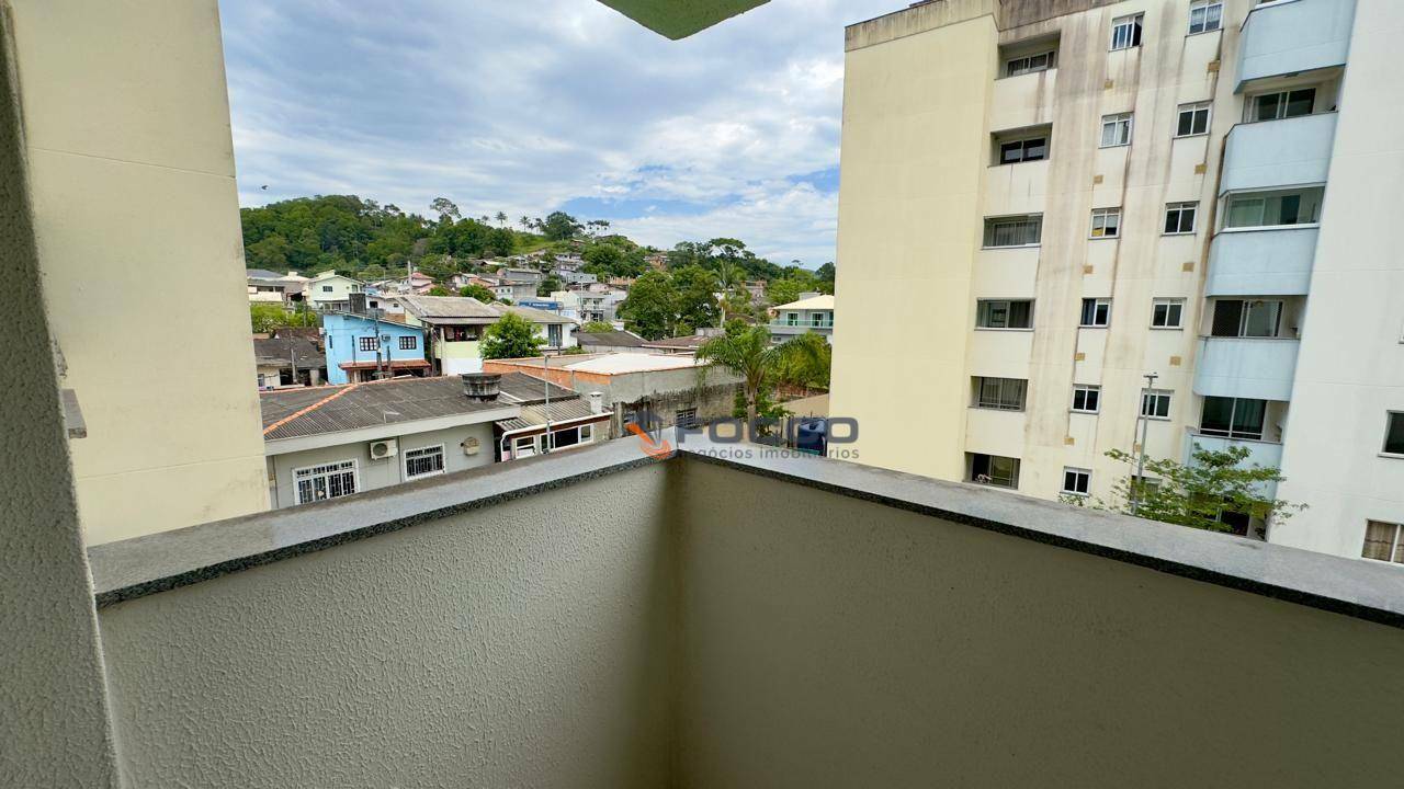 Apartamento à venda com 2 quartos, 51m² - Foto 4