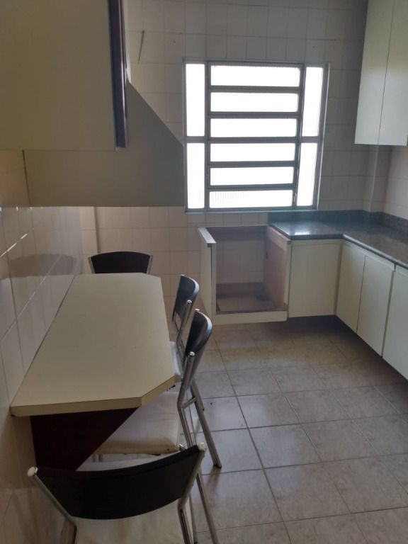 Apartamento à venda com 2 quartos, 60m² - Foto 10