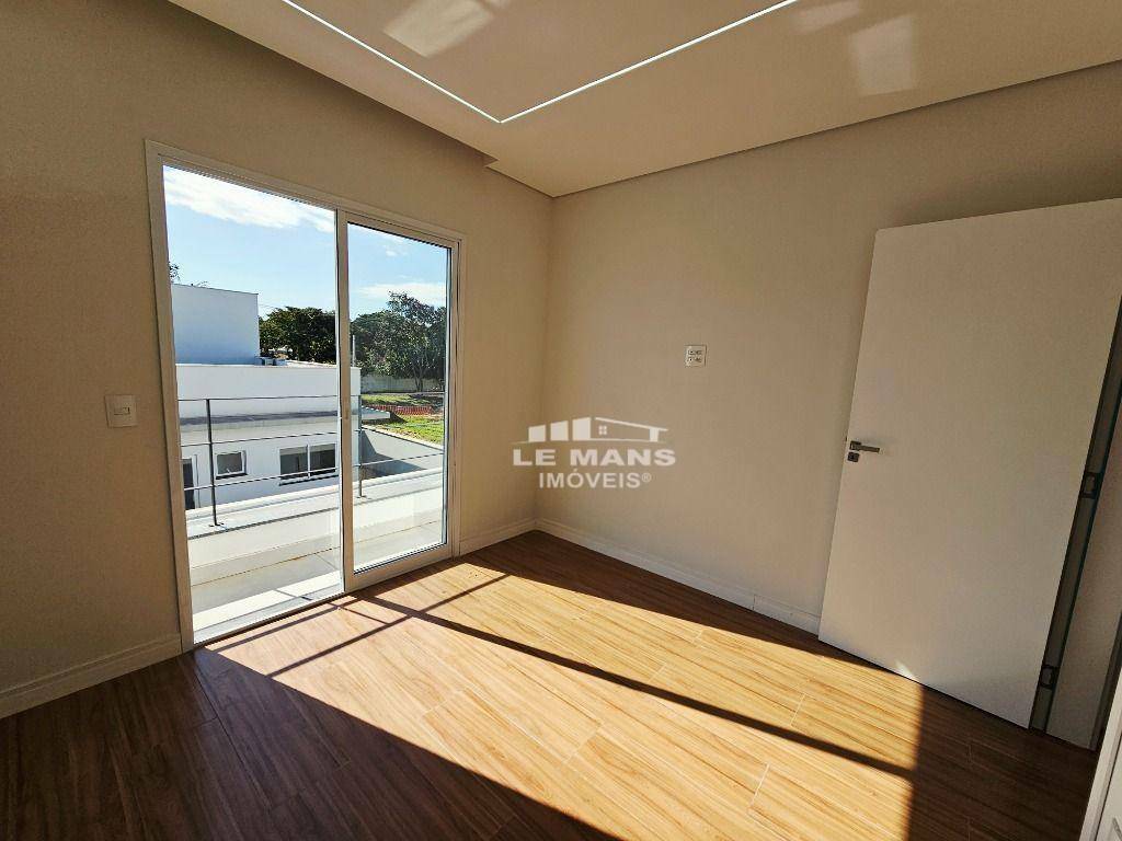 Casa de Condomínio à venda com 3 quartos, 211m² - Foto 20