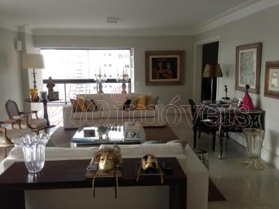 Apartamento à venda com 4 quartos, 395m² - Foto 2