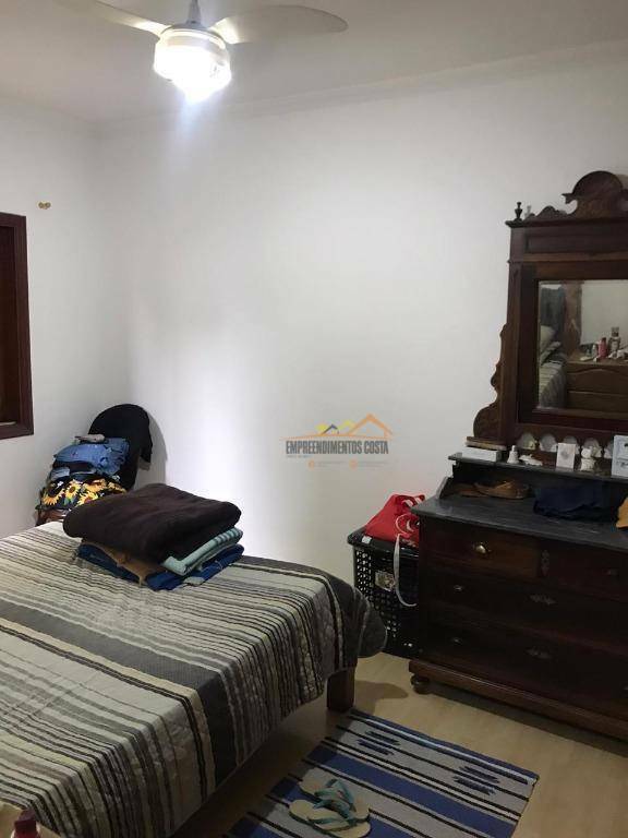 Casa de Condomínio à venda com 4 quartos, 247m² - Foto 14