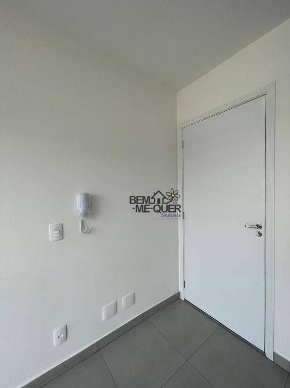 Apartamento à venda com 2 quartos, 36m² - Foto 11