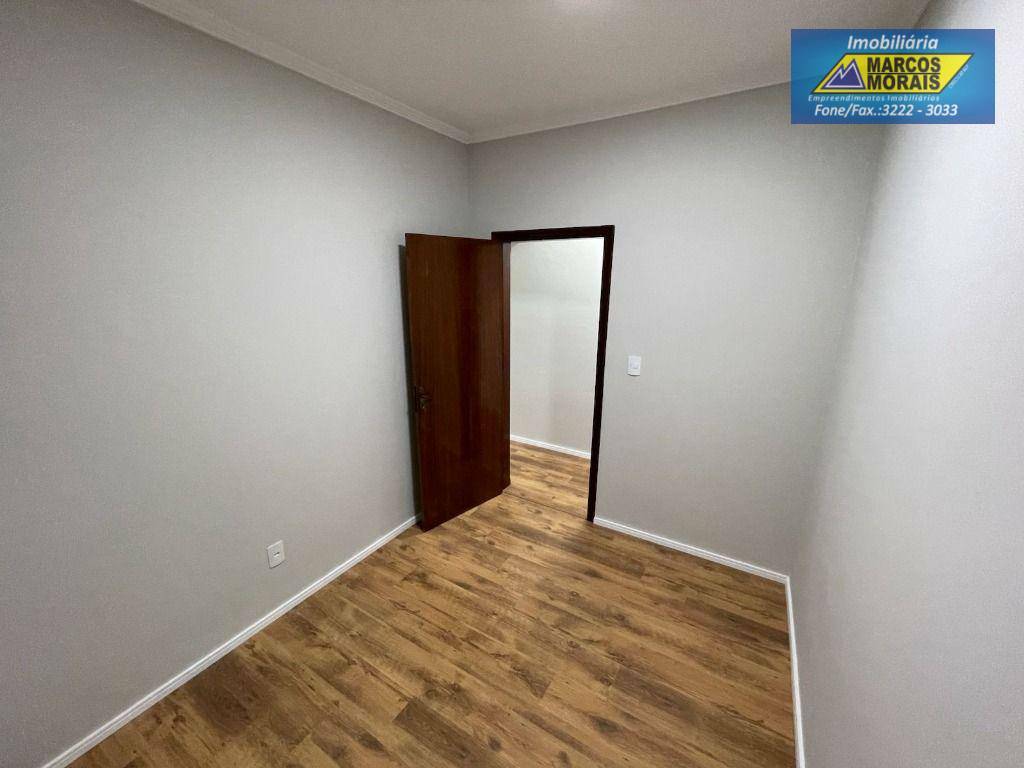 Casa à venda com 3 quartos, 128m² - Foto 16