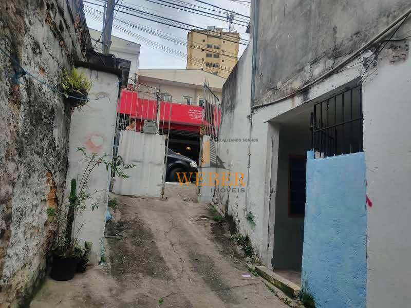 Sobrado à venda com 9 quartos, 200m² - Foto 15