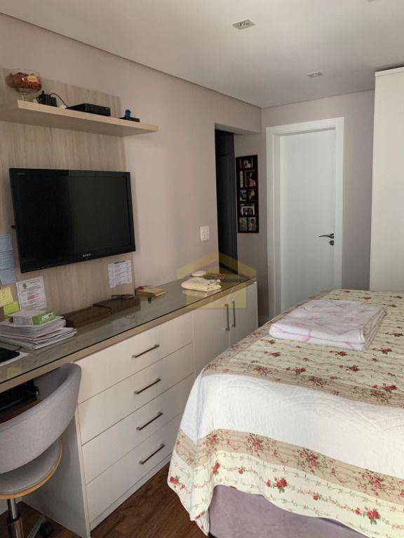 Apartamento à venda com 3 quartos, 150m² - Foto 8